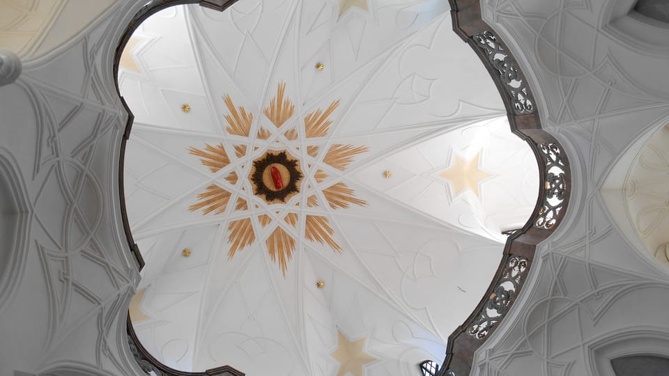 Паломницький храм Святого Яна Непомуцького на Зеленій горі, Ждяр-над-Сазавоу | Фото: Magdalena Kašubová, Radio Prague International Паломницький храм Святого Яна Непомуцького на Зеленій горі, Ждяр-над-Сазавоу | Фото: Magdalena Kašubová, Radio Prague International