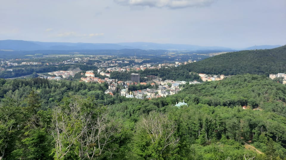Погляд на Карлові Вари | Фото: Markéta Kachlíková, Radio Prague International Погляд на Карлові Вари | Фото: Markéta Kachlíková, Radio Prague International