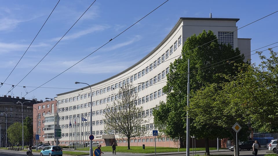 Університет оборони, колишня будівля військового командування | Фото: Thomas Ledl, Wikimedia Commons, CC BY 4.0 DEED Університет оборони, колишня будівля військового командування | Фото: Thomas Ledl, Wikimedia Commons, CC BY 4.0 DEED