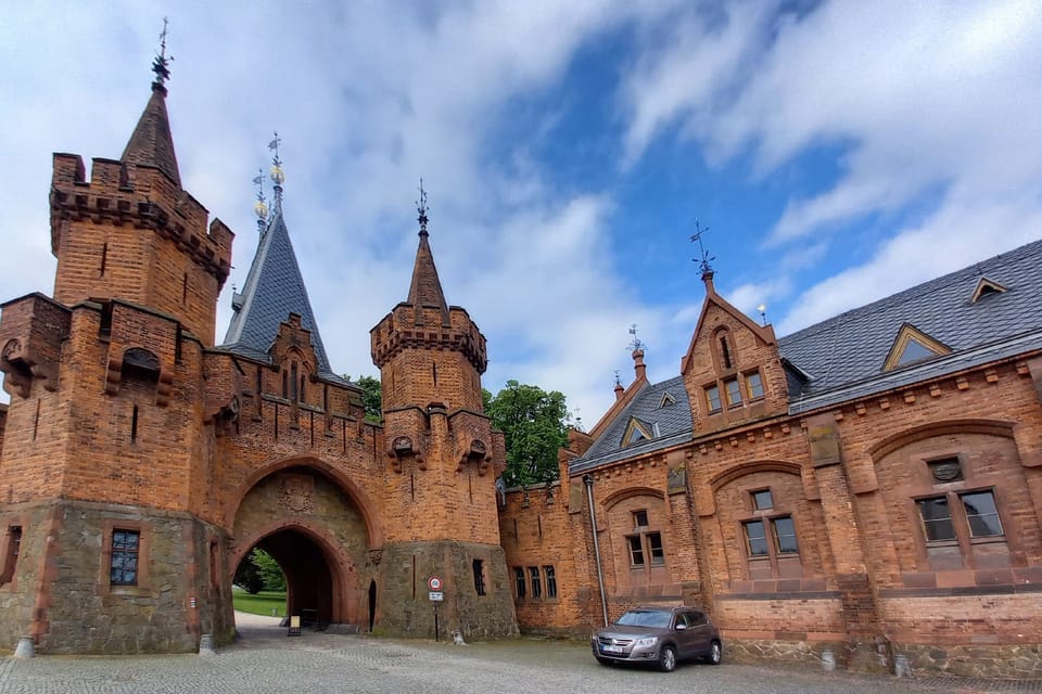 Червоний замок у містечку Градец-над-Моравіці | Фото: Petra Štrymplová,  Český rozhlas